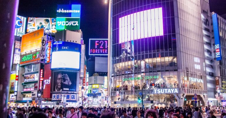 Vister Shibuya (Shibuya Crossing)